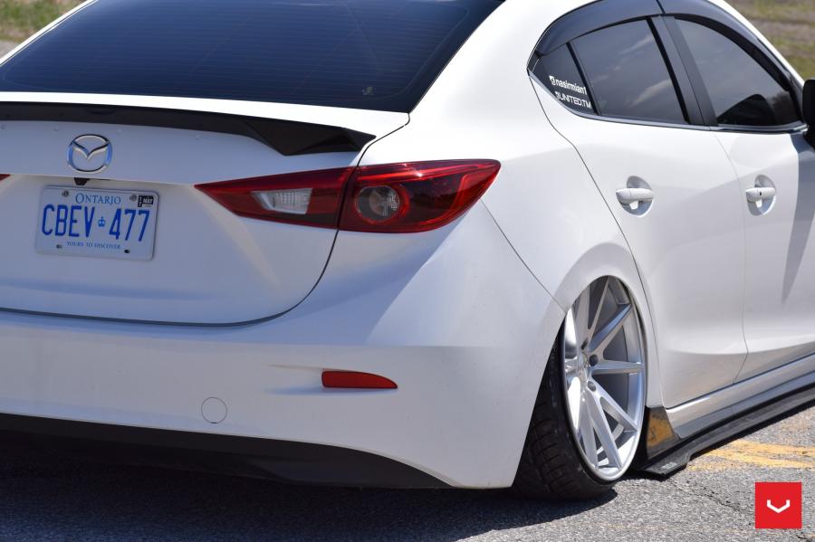 Детали экстерьера Mazda6 on Vossen Wheels (VFS1) 2017 года  (фото 9 из 21)